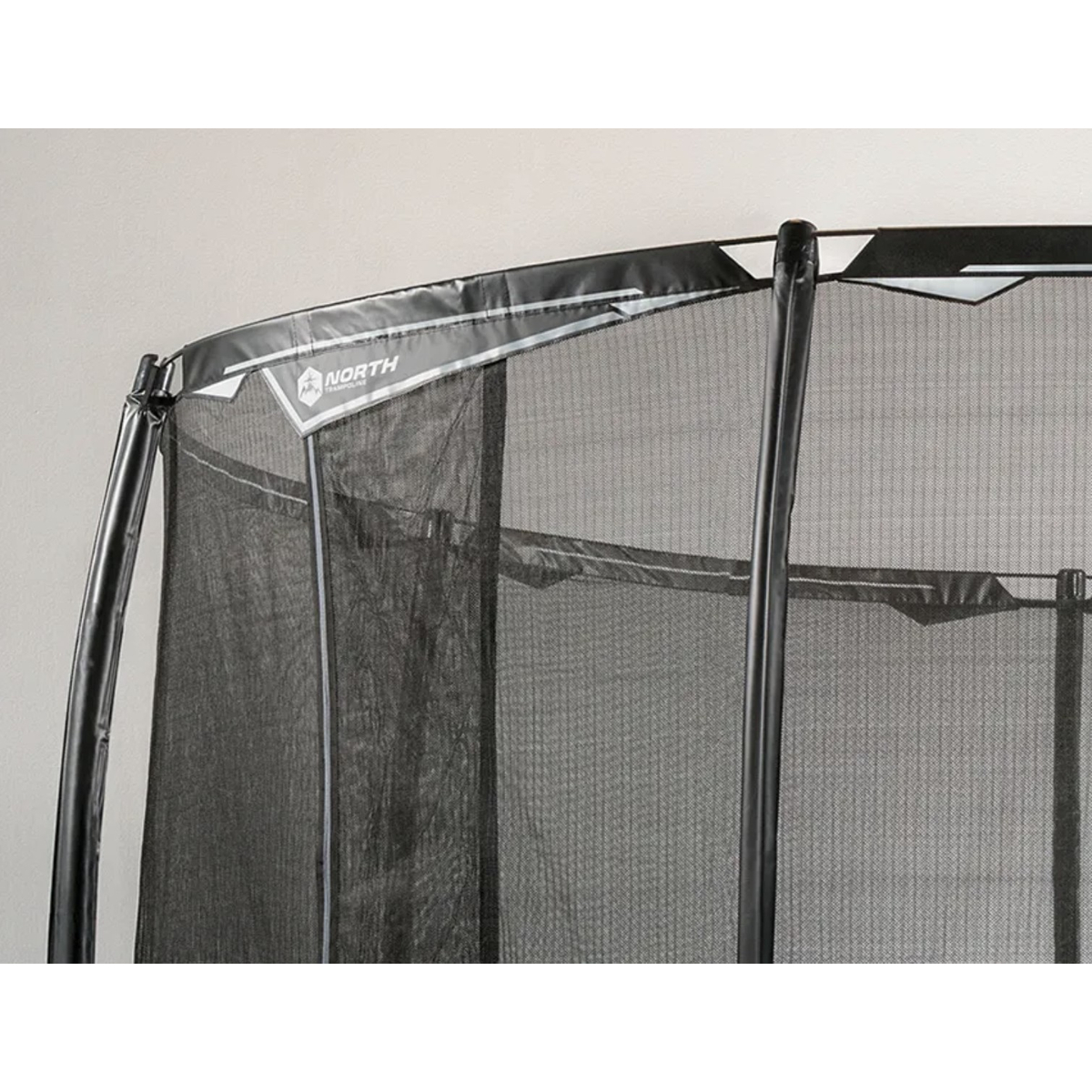 North Explorer Regular Trampoline 430 Round Black + Safety Net